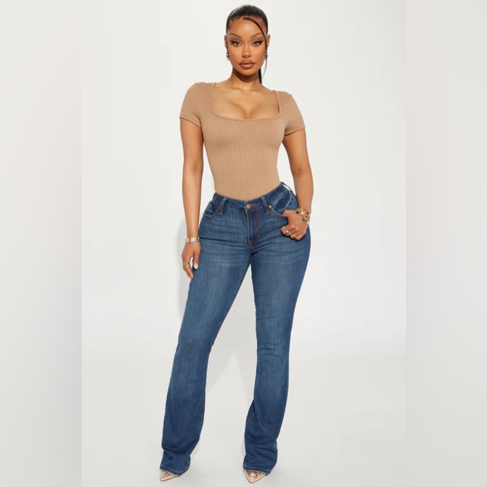 Jessie Mid Rise Bootcut Jeans - Picture 2 of 4